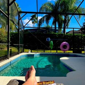 Meet your Posher, Tracy